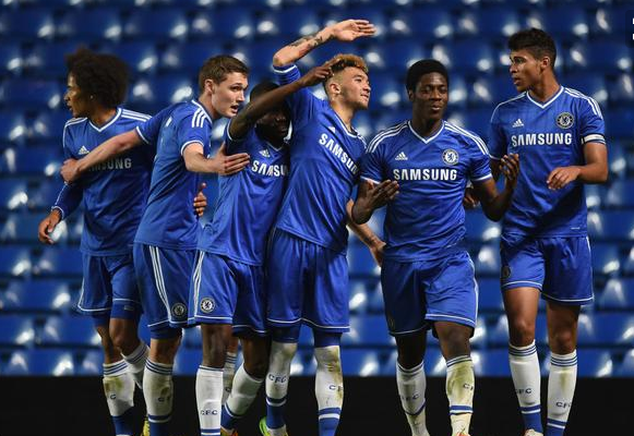 欧超杯倒计时，尼斯今晨队长鼓劲，细节引发关注，信心回归，轮换策略成焦点 