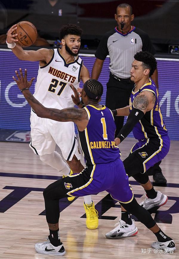 国王杯倒计时，摩纳哥转会期手感冰凉，细节引发关注，话题不断，医务组通报恢复(巴萨和摩纳哥的甘伯杯比赛)