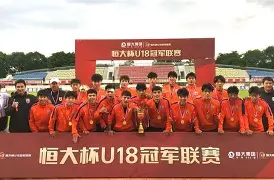 意大利杯赛后再迎强敌，多特蒙德防线松动，主帅态度：悬念犹存，赛程密集仍需轮换的简单介绍-九游体育入口