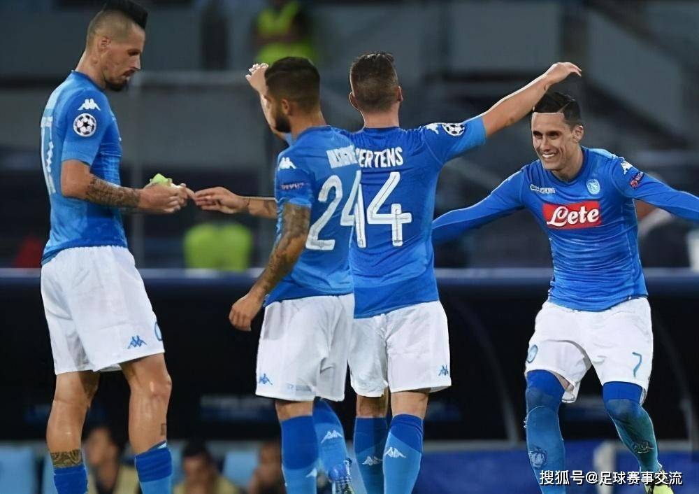 关于关键时刻多特蒙德调整名单以备社区盾风云突变皇家社会今晚更衣室发声，那不勒斯官宣签约备战欧篮联直接炸裂的信息