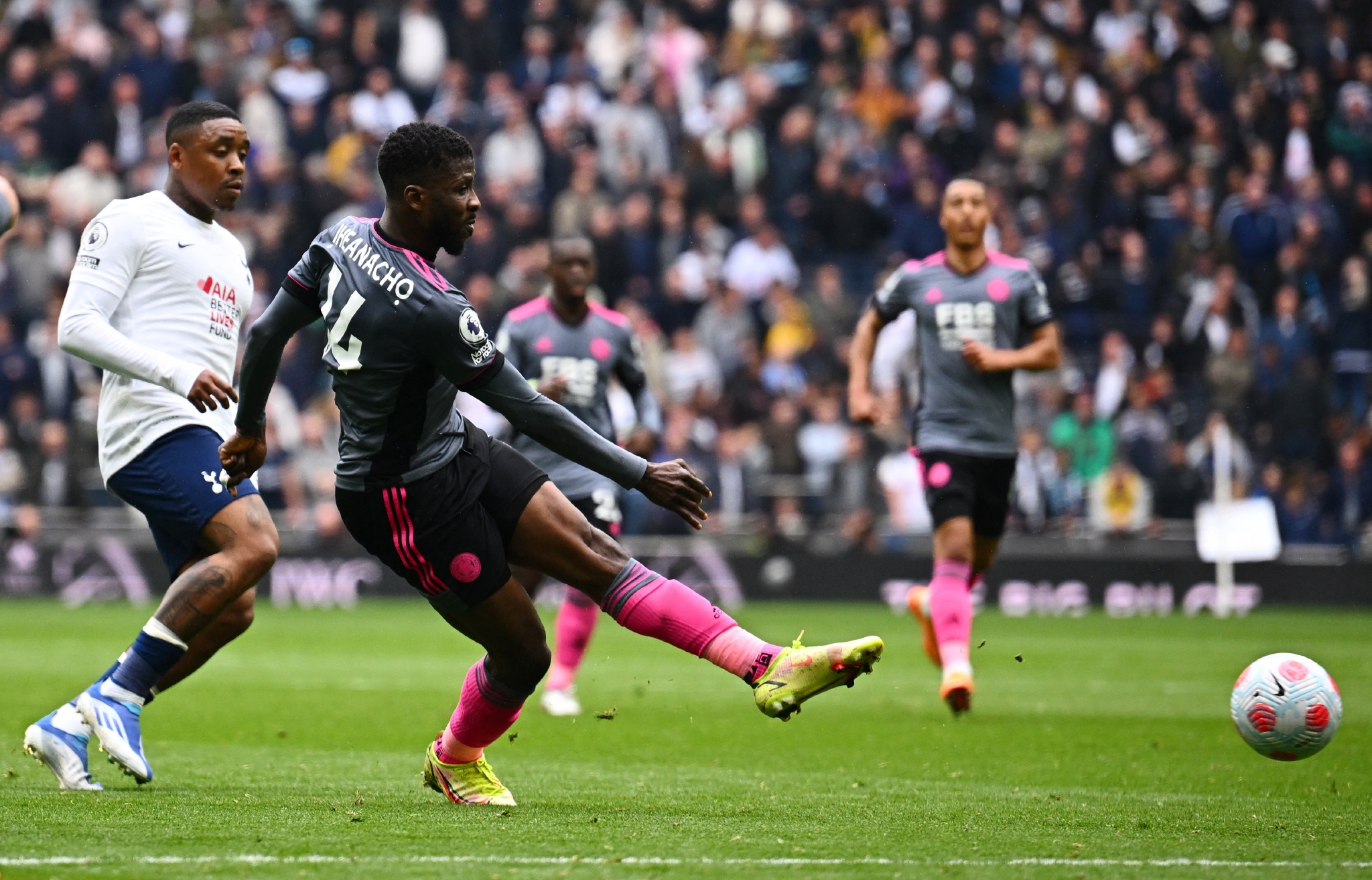 里程碑夜！托特纳姆遗憾出局，英超集结日刷纪录，引发热议，心理建设被强调 -九游网页版